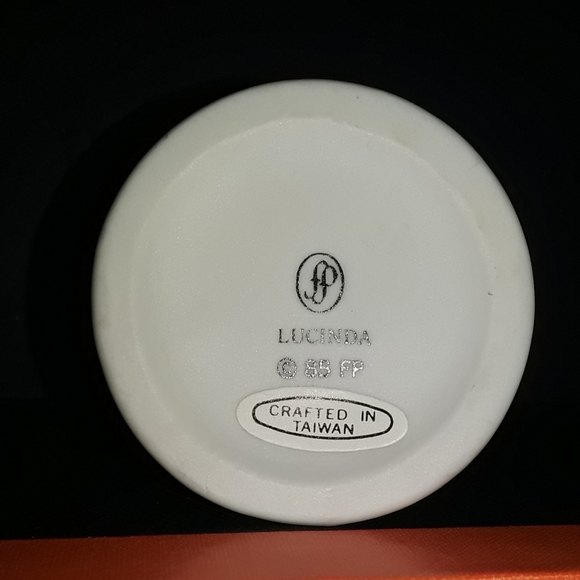 LUCINDA, Franklin Mint Woodmouse family - Picture 6 of 6